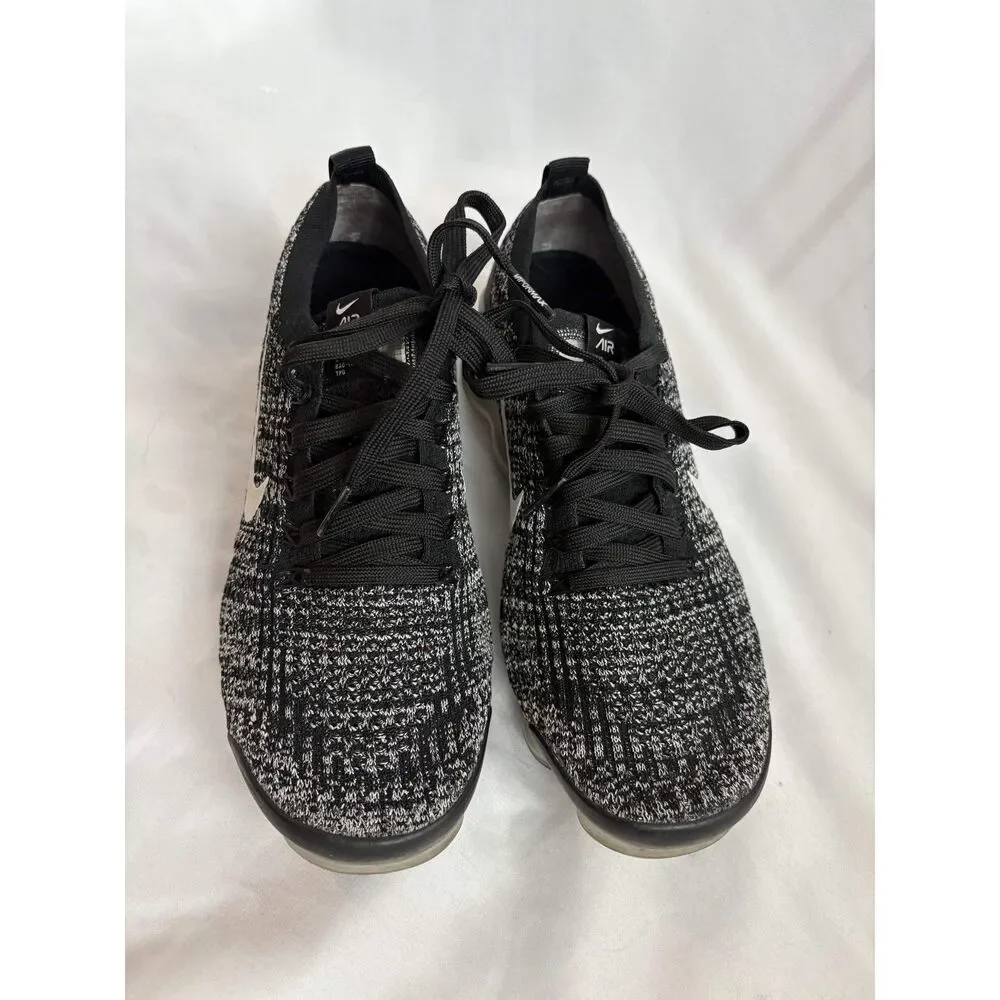 Nike Air VaporMax Flyknit 3 Oreo Sneakers Black White Womens Size 9 AJ6900-002